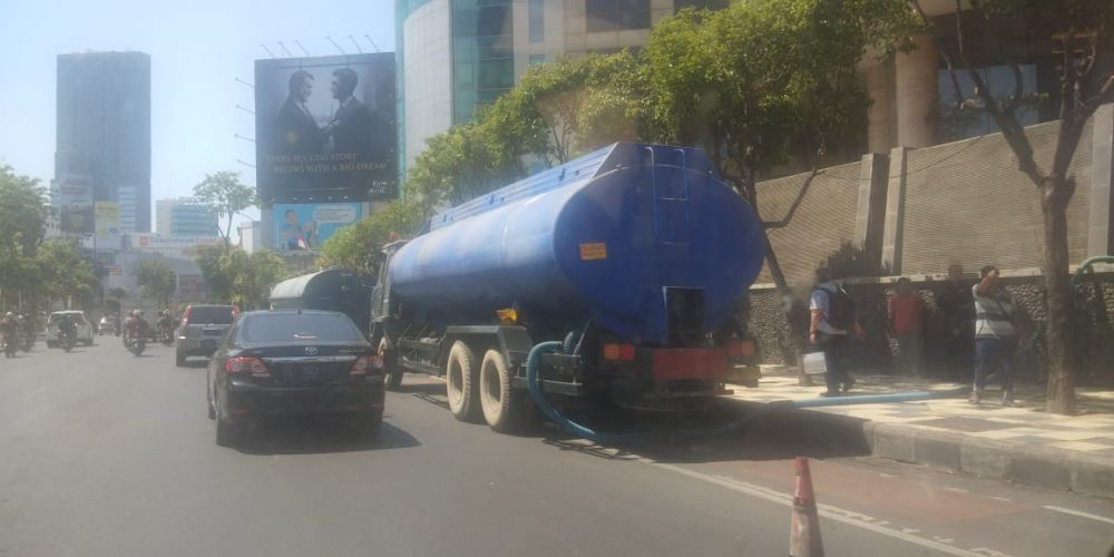 200 Ribu Pelanggan Tak Teraliri Air, PDAM Surabaya Minta Maaf