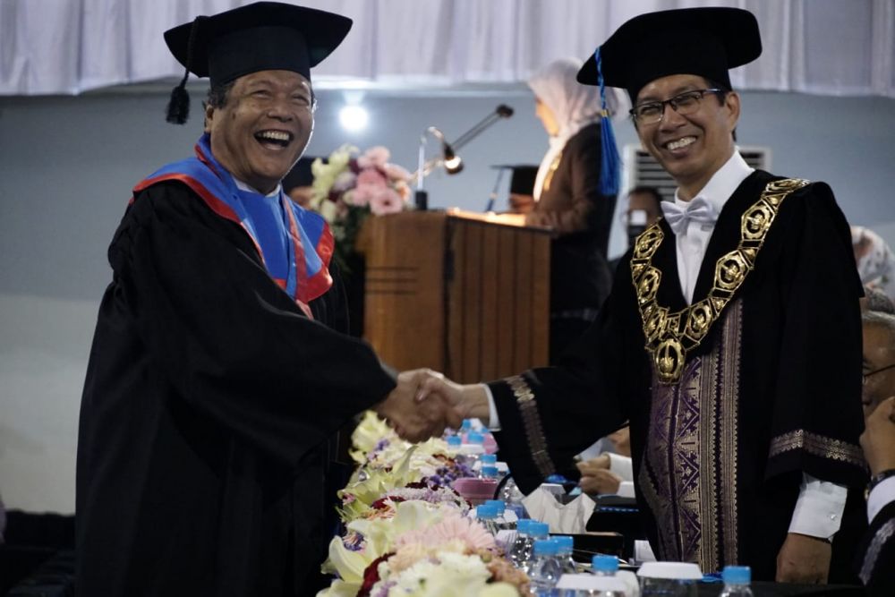 Soejoto Gondosurohardjo wisuda S2 Teknik Kimia ITS
