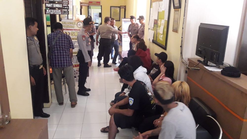 Lima pasangan di Tulungagung terjaring razia 