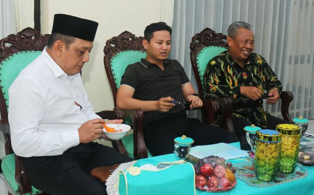 Bupati Trenggalek, Mochamad Nur Arifin bersama PDAM akan produksi AMDK