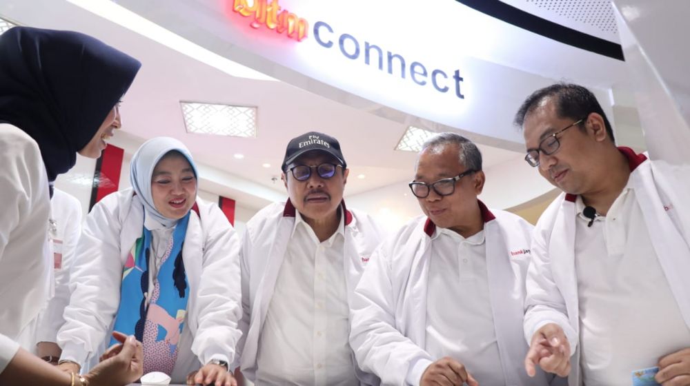 Peresmian kantor kas Bank Jatim di TP 6 Surabaya