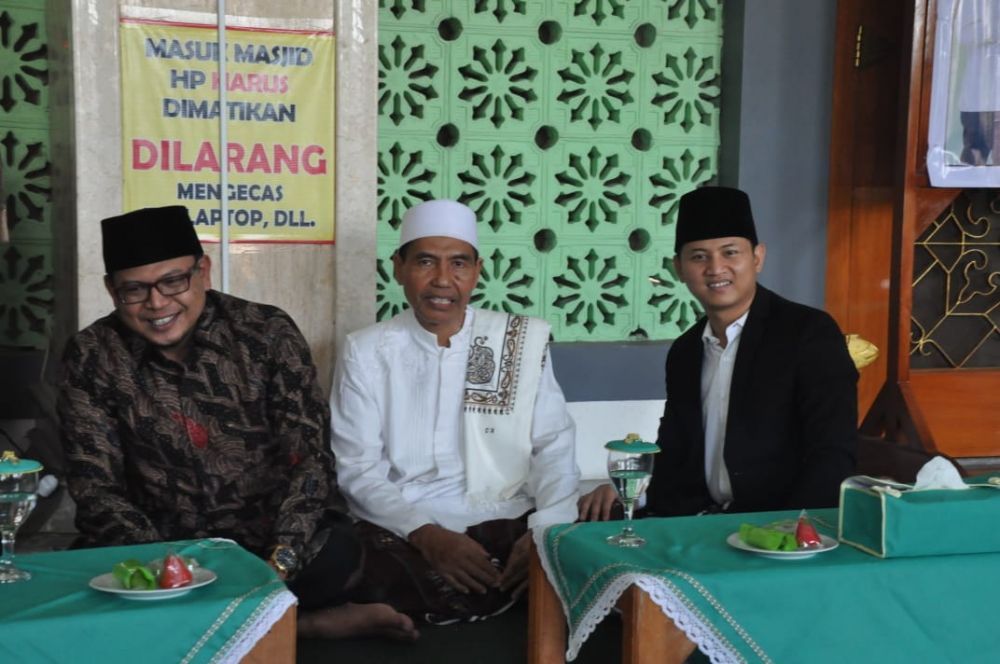 Bupati Trenggalek Mochamad Nur Arifin mengikuti peringatan Maulid Nadi Muhammad SAW