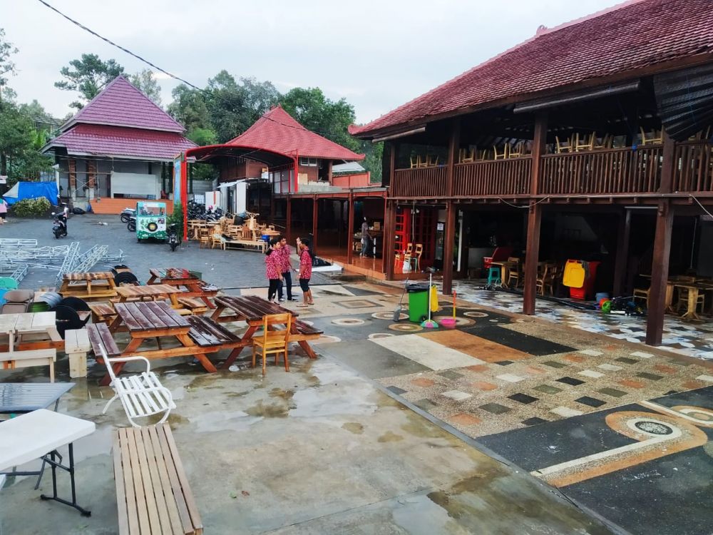 Foto: Usai Disapu Angin, Lokasi Wisata Milik Gus Ipul Kembali Bersih