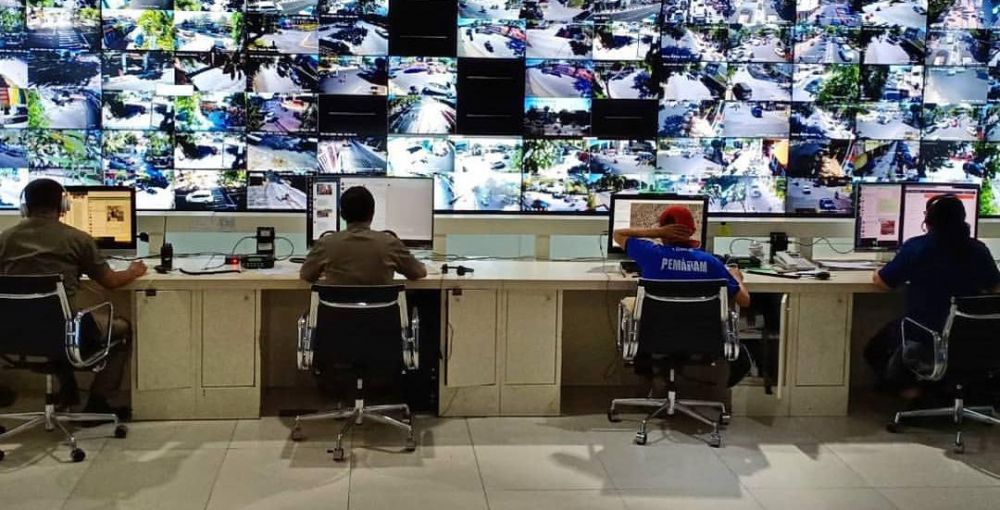 Jaga Surabaya, Petugas Dilengkapi Rompi Anti Peluru