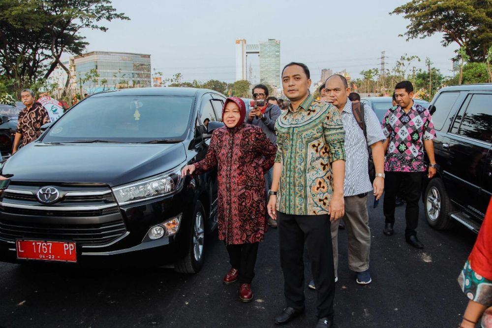 Kepala Bappeko Surabaya, Eri Cahyadi dampingi Wali Kota Risma dalam kegiatan