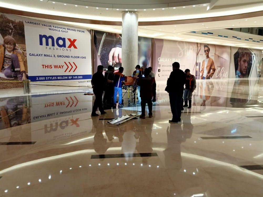 Korban yang ditemukan tewas di lantai dasar Galaxy Mal