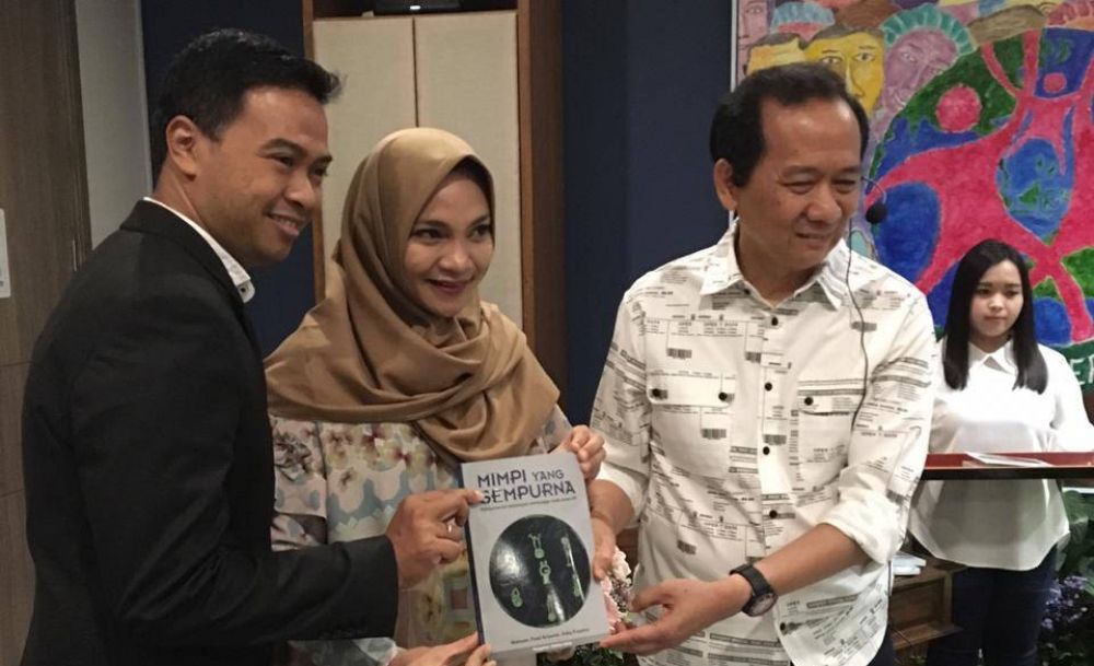 Peluncuran buku 'Mimpi yang Sempurna' di RSIA Ferina