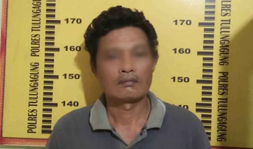 Khoirudin yang melakukan penganiayaan terhadap ibu dan kakak kandungnya