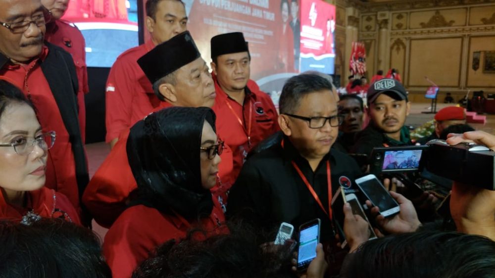 Sekjen DPP PDIP Hasto Kristiyanto di acara Rakerda PDIP Jawa Timur di Hotel Utami Juanda