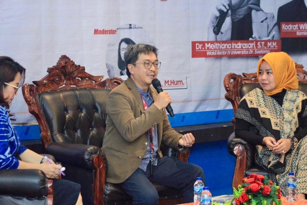 Sosialisasi persaingan usaha di Unitomo