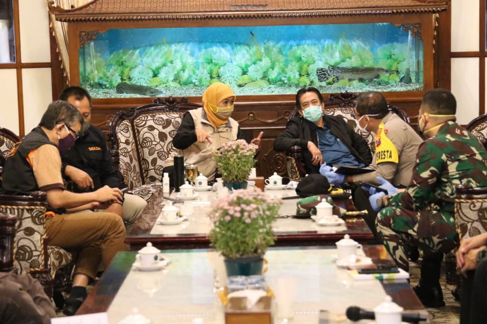 Rapat koordinasi Gubernur Khofifah dengan Plt Bupati Siodarjo Nur Ahmad Syaifudin