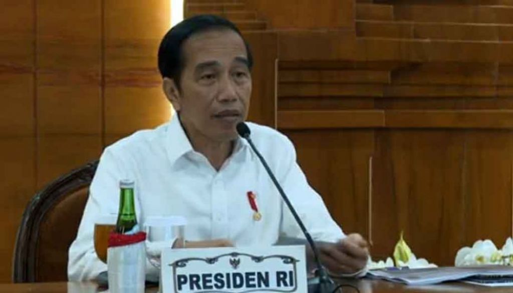 Presiden Jokowi Tegur Menkes Soal Timpangnya Tes Covid-19 di Daerah