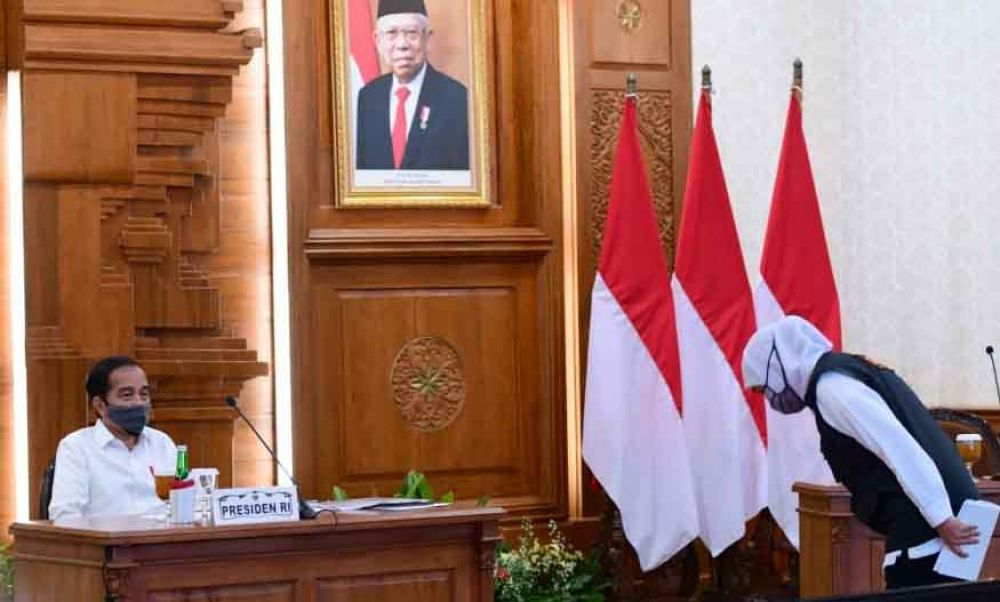 Presiden Jokowi di Gedung Negara Grahadi (Foto-foto: sekretariat kepresidenan)