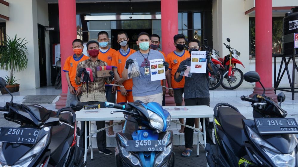 Lima pelaku komplotan penjambret tas ditangkap Unit Resmob Polrestabes Surabaya