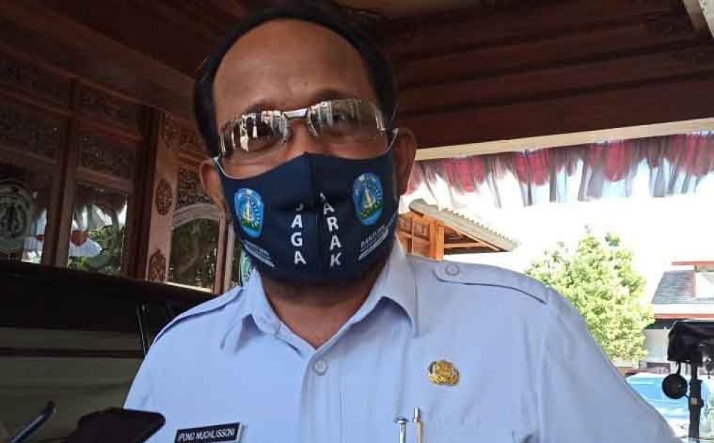 Bupati Ipong Muchlissoni