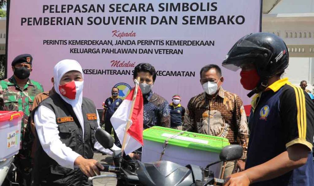Gubernur Kirim Bingkisan Bagi Perintis Kemerdekaan dan Veteran