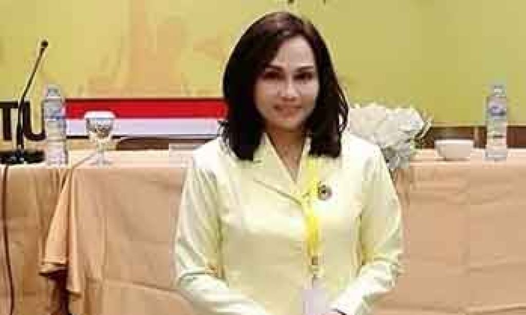 Ketua HWK Kota Surabaya, Hj Aries Kristyani