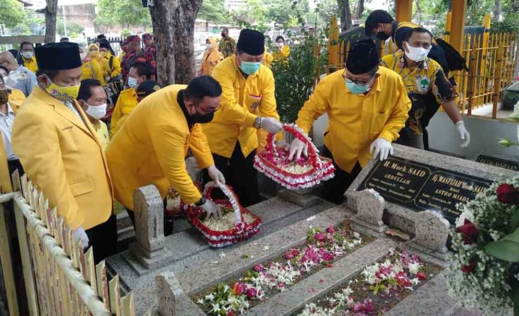 HUT ke-56, Partai Golkar Ziarah ke Makam Para Tokoh