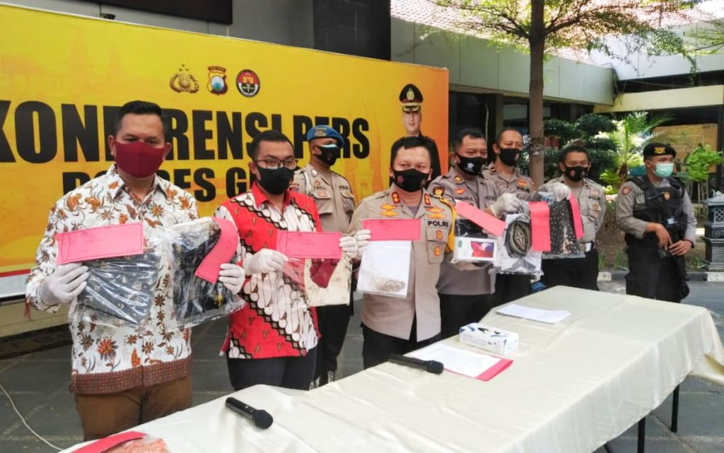 Mayat dengan Tangan-Kaki Terikat Korban Pembunuhan, 2 Pelaku Ditangkap