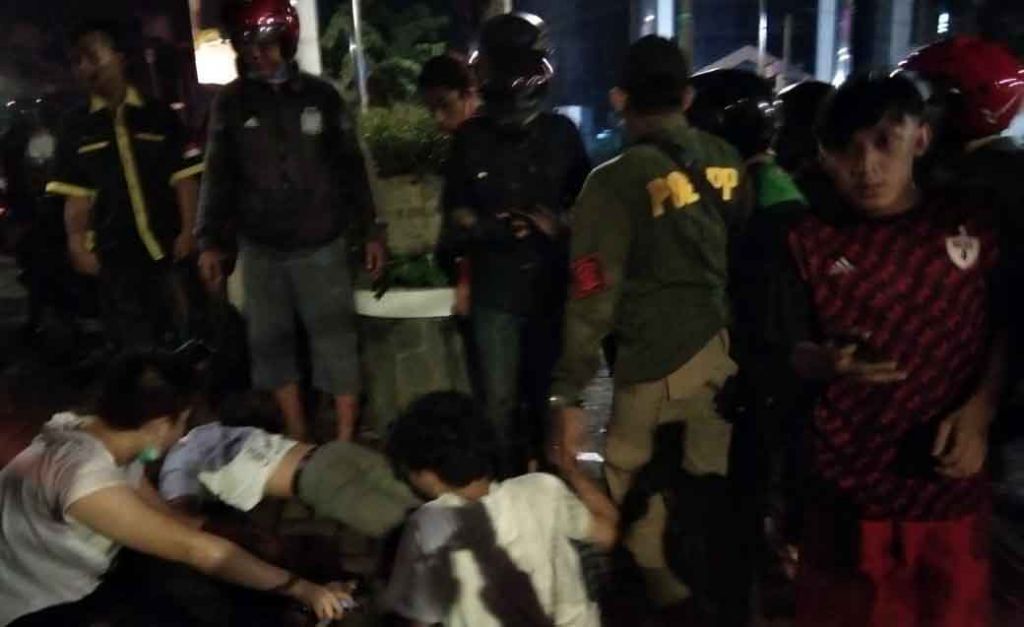 Kemudikan Ayla, Remaja Surabaya ini Tabrak 2 Mobil hingga Pejalan Kaki