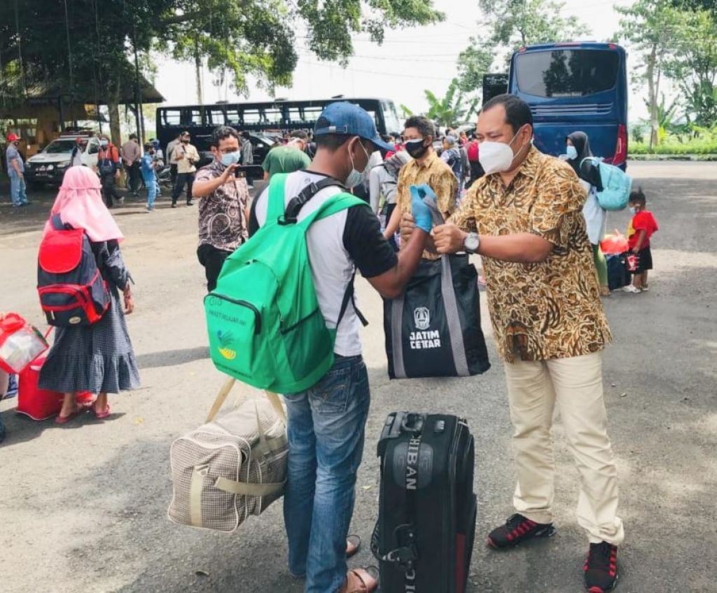 48 pengungsi Sulbar balik kampung ke Jatim