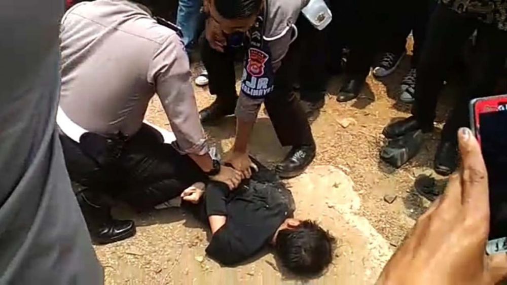 Polri Terjunkan Densus 88 Periksa Suami Istri Penyerang Wiranto