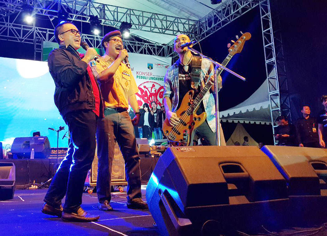 Ketika Gus Ipul dan Anas Kumpul Slankers