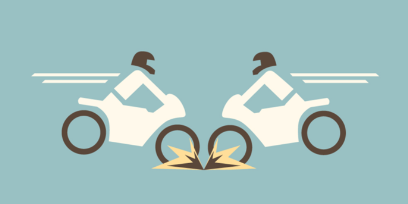 Adu Banteng Vixion Vs Ninja di Jembatan Suroboyo, Seorang Biker Tewas