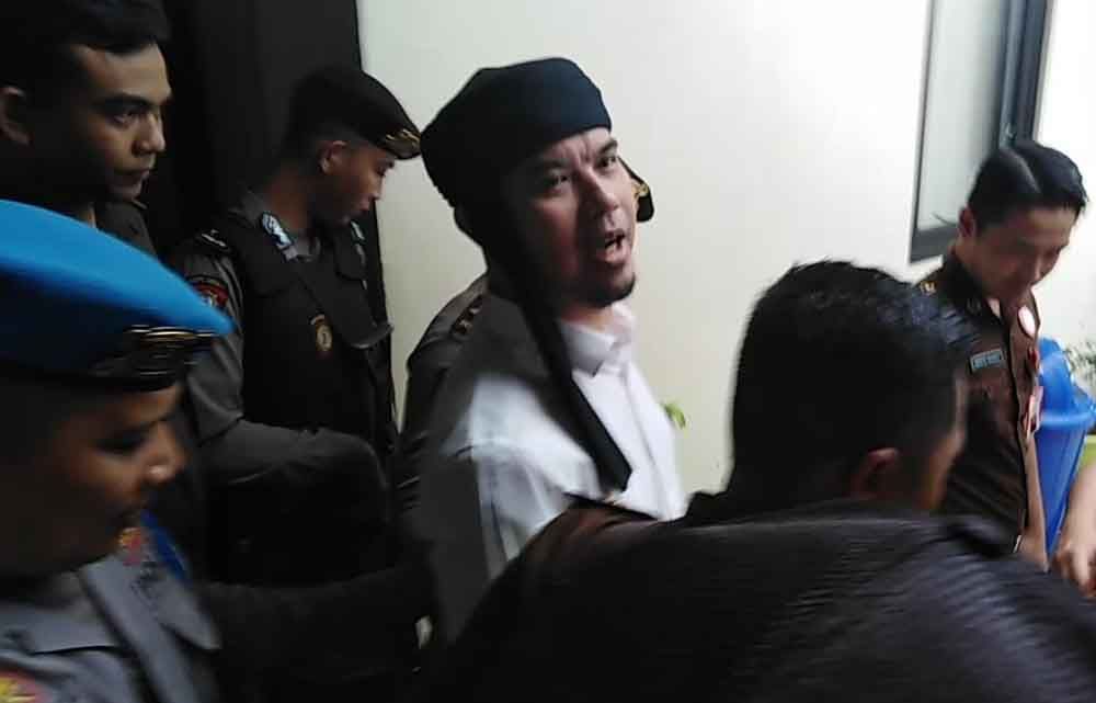 Ahmad Dhani di PN Surabaya