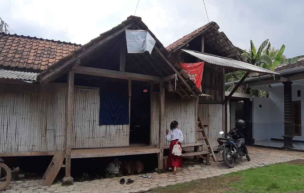 Padepokan Gunung Pengging di Ponorogo