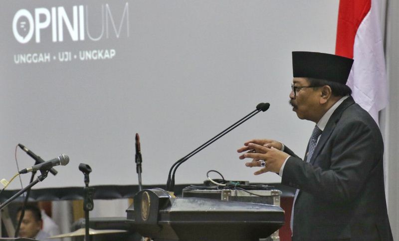 Gubernur Jawa Timur Soekarwo