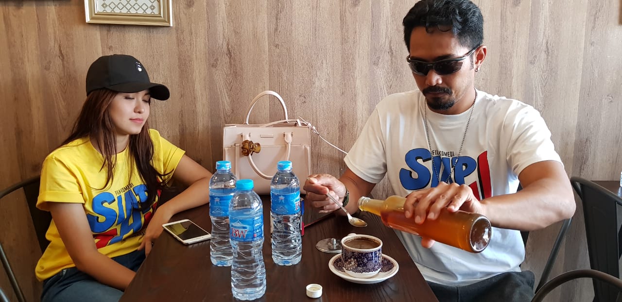 Live: Ngobrol Santai dengan Pemain Film SIAP GAN!