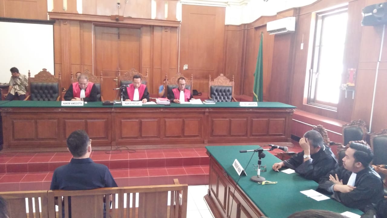 Suasana sidang putusan dengan terdakwa Henry J Gunawan