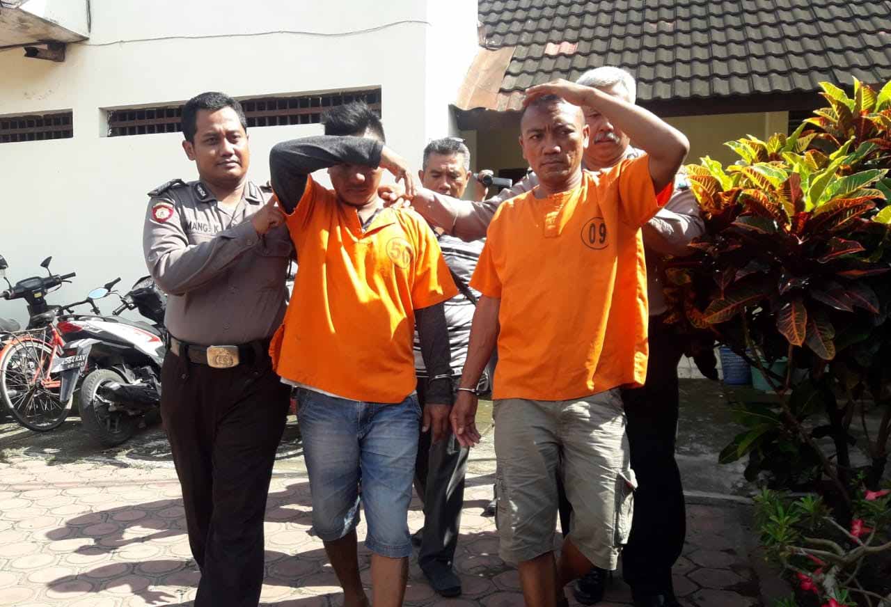 Kedua pelaku pembacokan digelandang di Mapolsek Ngunut, Tulungagung