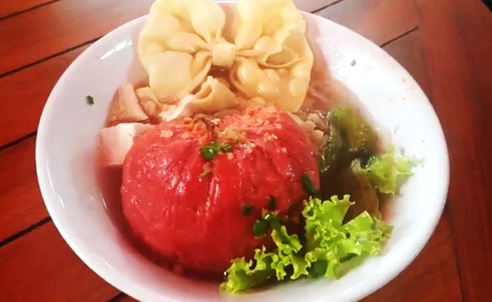 Penampakan bakso lampion