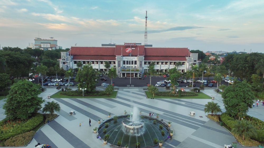 Balai Kota Surabaya (foto dokumen)

