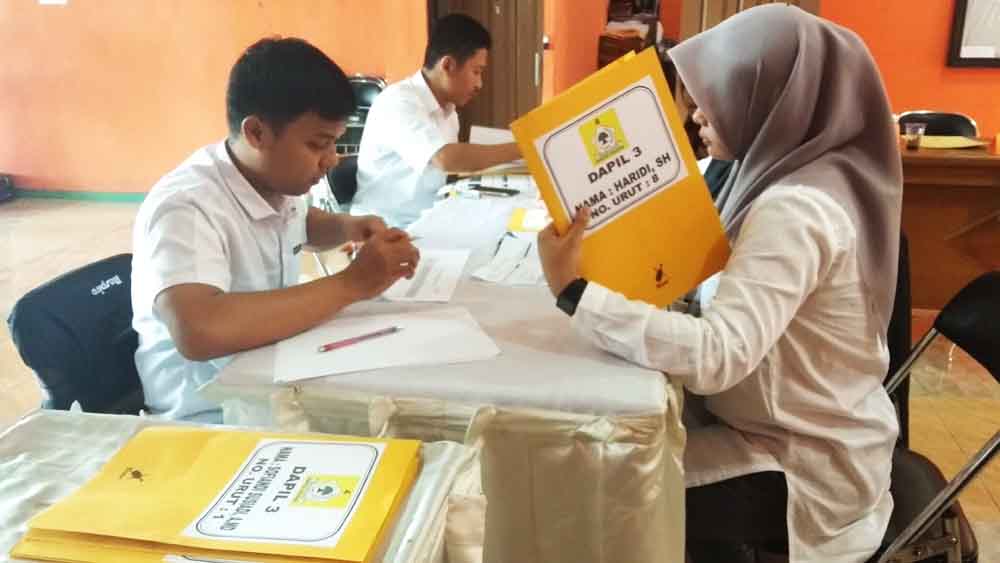 Proses verifikasi KPU Banyuwangi