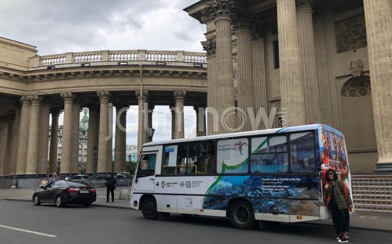 Bus-bus yang menampilkan Tari Gandrung dan Kawah Ijen/Foto: istimewa