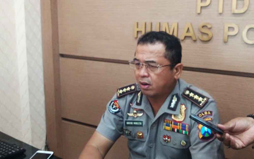 Kabid Humas Polda Jatim, Kombes Pol Frans Barung Mangera