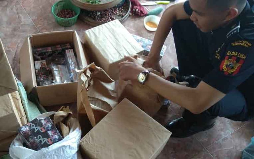 Bea Cukai Blitar menyita rokok ilegal