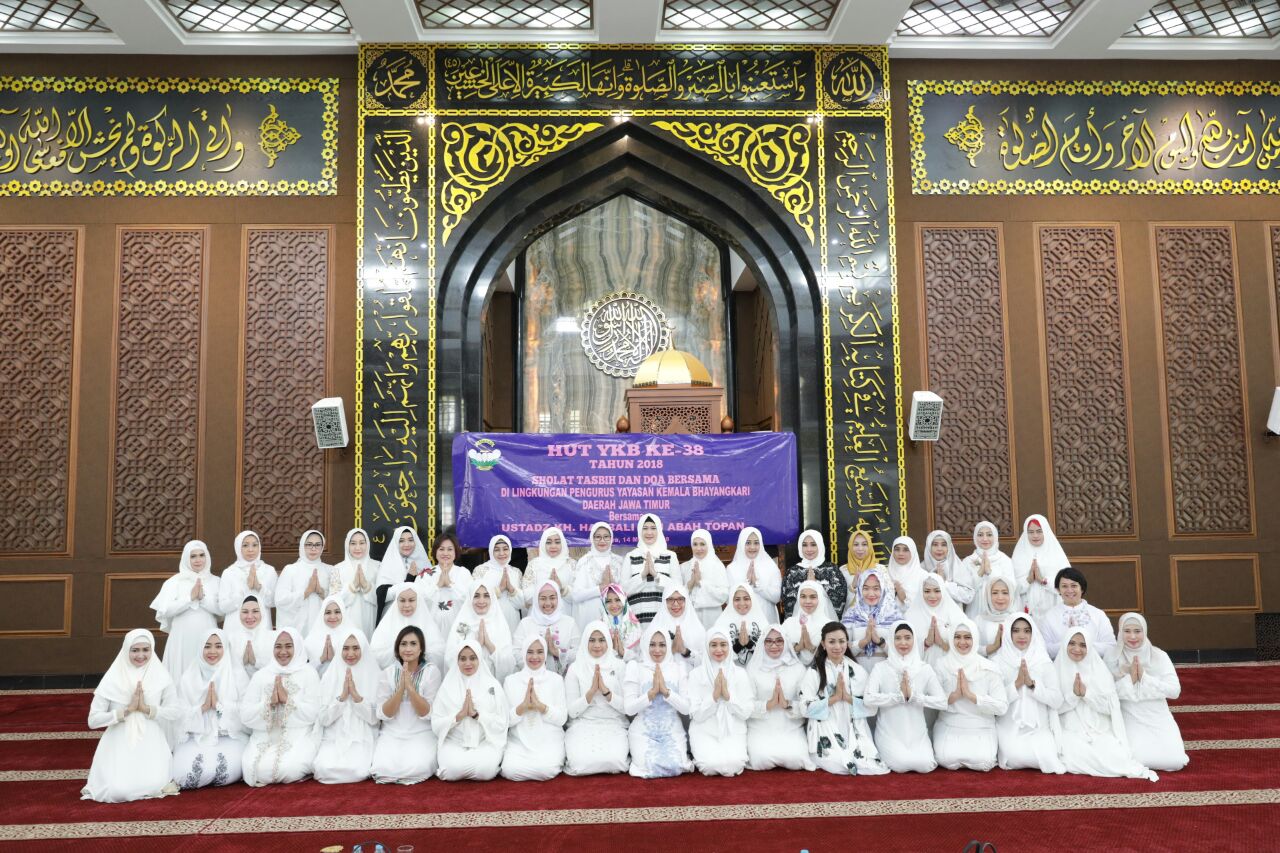 Makmurkan Masjid, Yayasan Kemala Bhayangkari Gelar Salat Tasbih