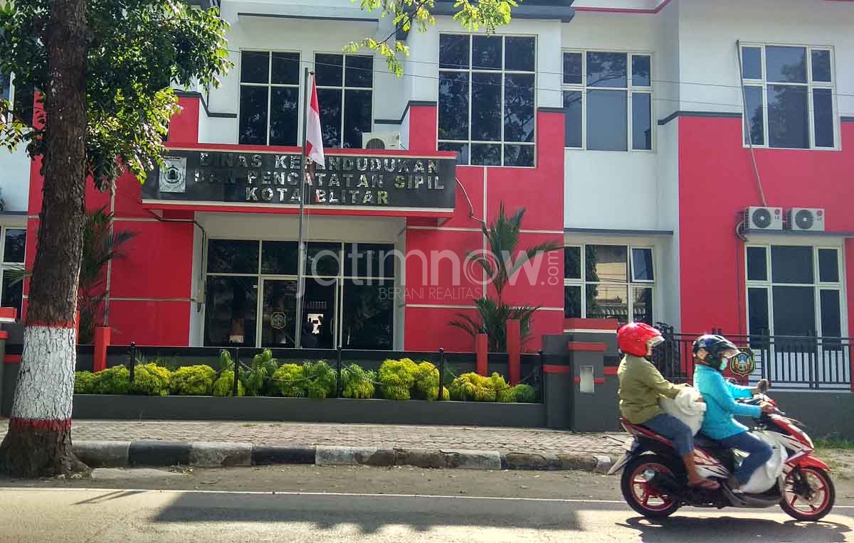 kantor Dinas Kependudukan dan Catatan Sipil (Dispendukcapil) Kota Blitar