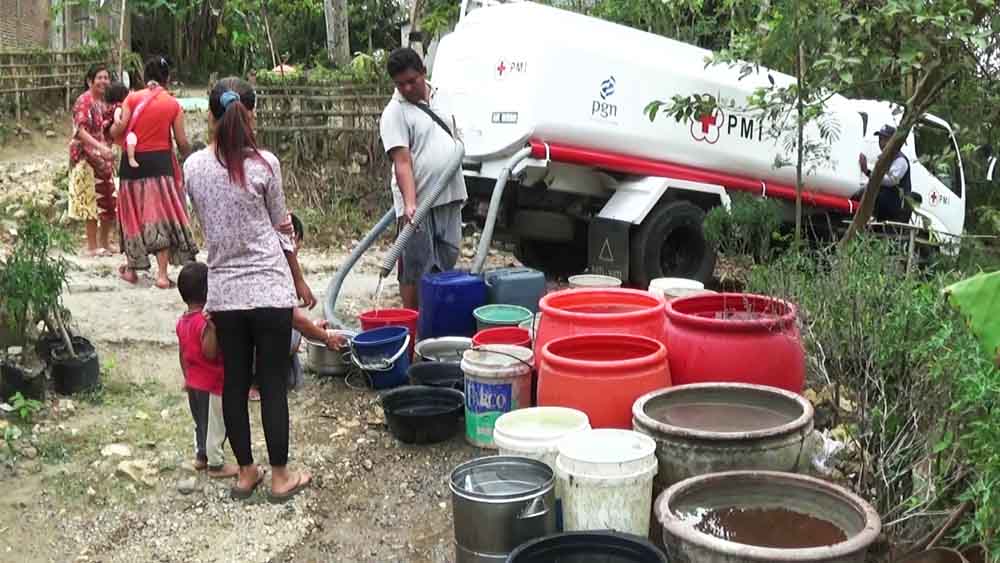 Droping air bersih di wilayah Blitar