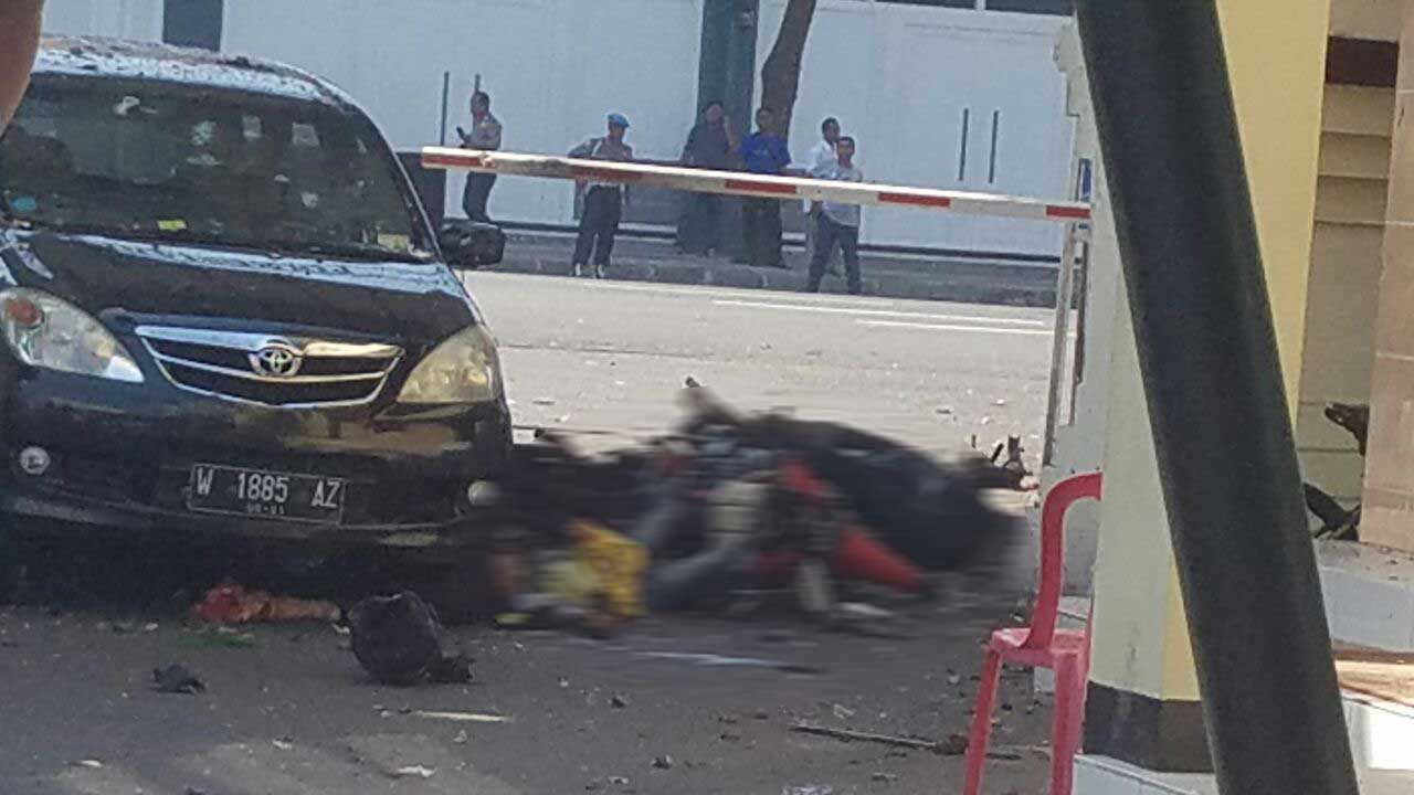 Bom di Mapolrestabes Surabaya, Polisi: Pelaku Bawa Motor