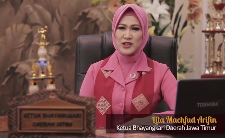 Pengurus Bhayangkari Jatim:  Selamat Natal dan Tahun Baru 2018