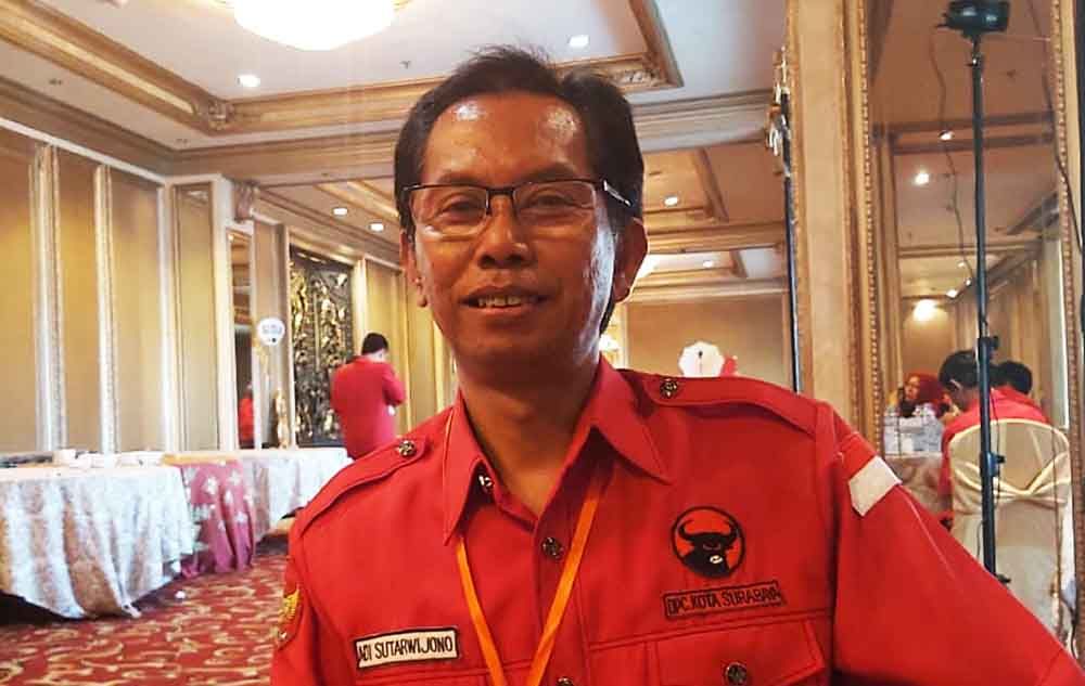 Ketua DPC PDIP Surabaya,  Adi Sutarwijono