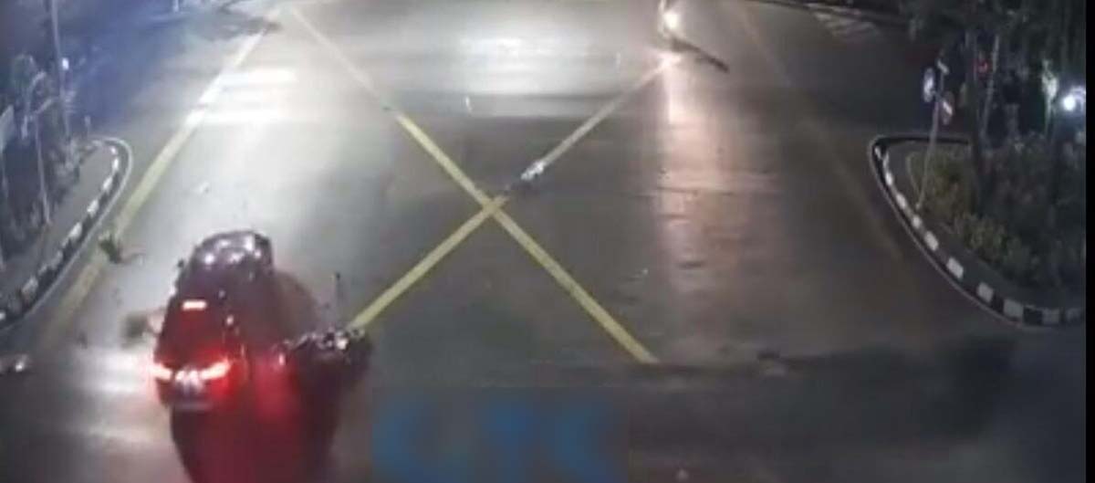 Ini Dia, Simpang Empat Paling 'Usil' di Surabaya