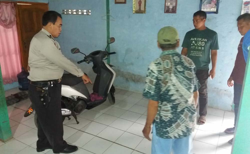 Polisi melakukan olah TKP (Humas Polres Ngawi/Istimewa)