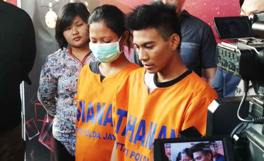 Pasutri curanmor saat di Mapolda Jatim