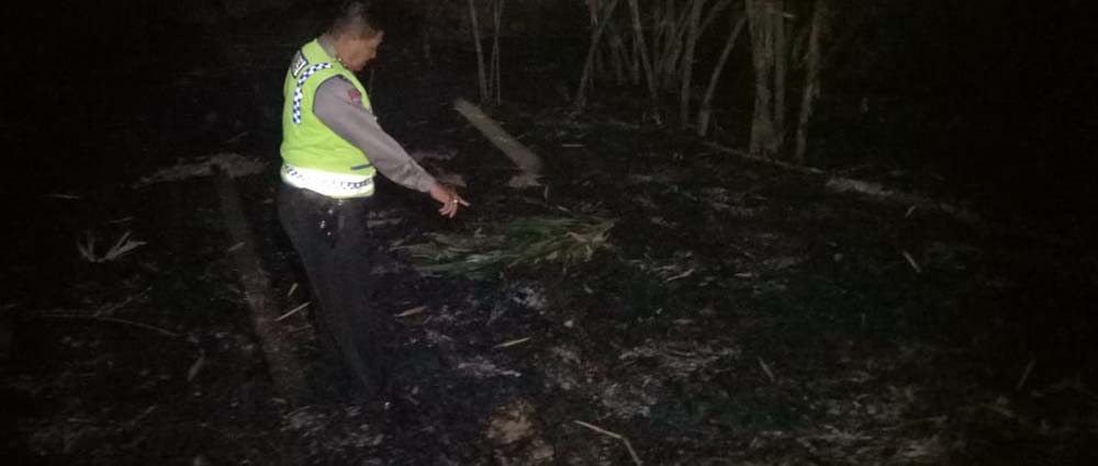 Bakar Sampah, Mbah Saeran Tewas Keracunan Asap